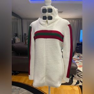 men's sweater with tags